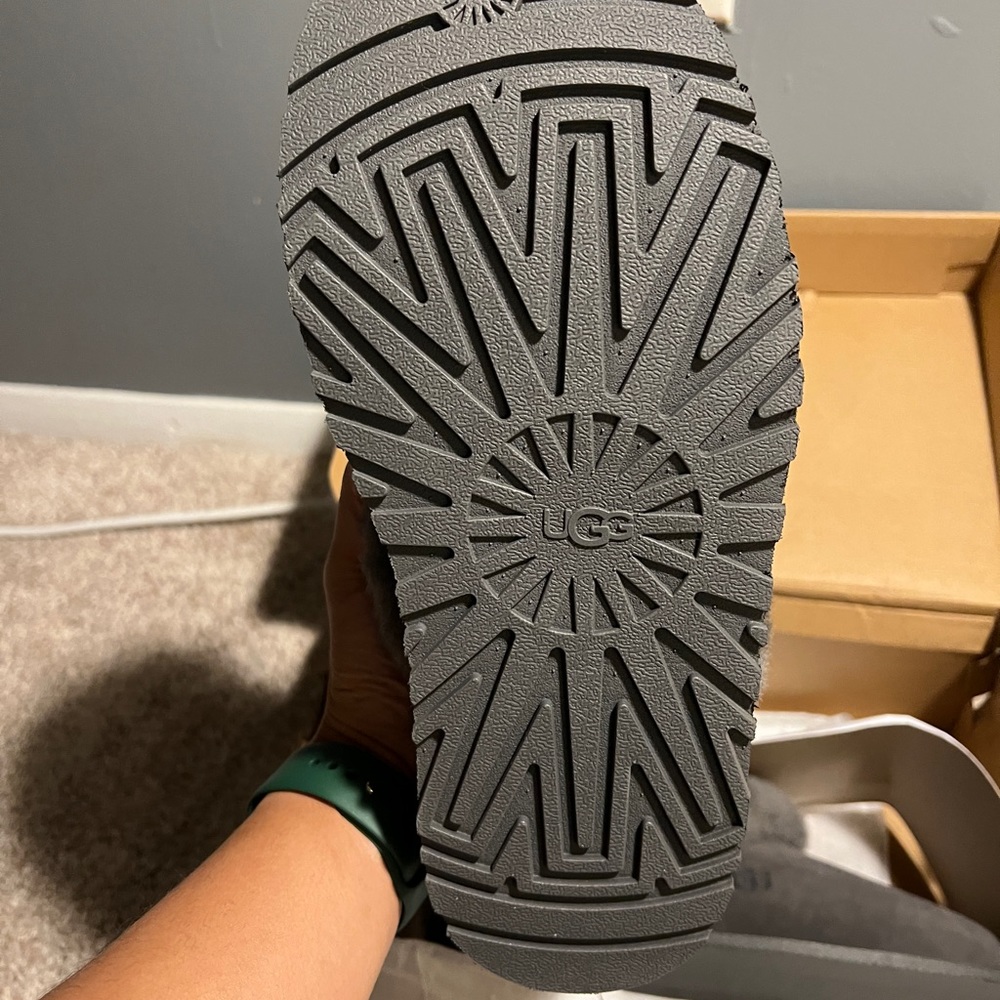SOLD-DONT PURCHASE UGG disquette BNIB !! - Picture 4 of 5